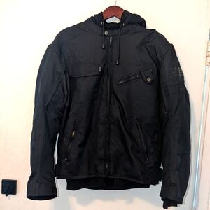Motorcycle riding jacket